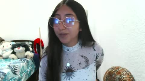 Snapshot of nanilux_1 chatting on September 19, 10:09 pm nanilux_1 online show from September 19, 10:09 pm