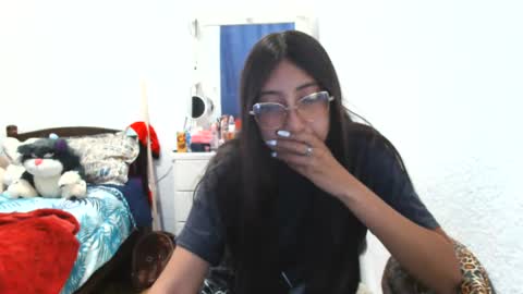 Snapshot of nanilux_1 chatting on September 16, 9:23 pm nanilux_1 online show from September 16, 9:23 pm