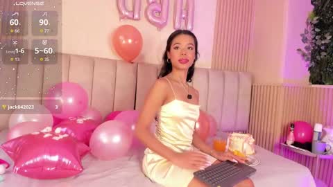 Naomi online show from March 26, 3:36 pm