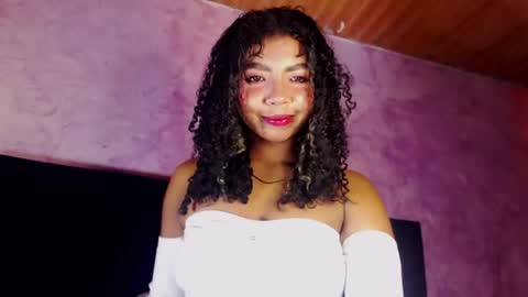 mara Jos online show from June 22, 8:33 am