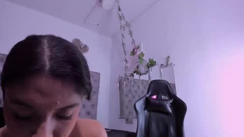 Naomi online show from February 25, 11:10 am