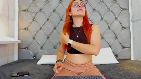 NASHIRA ANGELS online show from February 19, 4:34 am