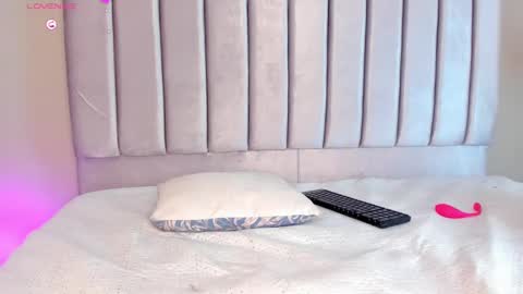 Deisy online show from March 12, 1:47 am