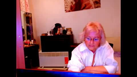 natali online show from March 9, 7:59 pm