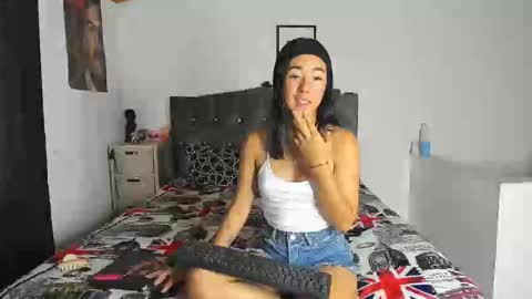 Snapshot of natalia54_ chatting on February 24, 6:26 pm NATI  online show from February 24, 6:26 pm