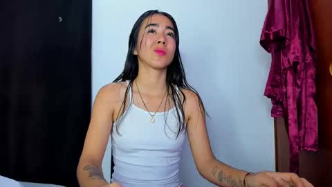 Snapshot of natalia54_ chatting on October 29, 11:18 pm NATI  online show from October 29, 11:18 pm