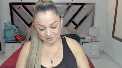 natalia5560 online show from October 20, 1:03 pm