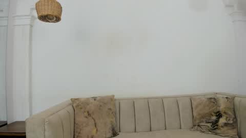 Naty  online show from October 28, 12:00 pm