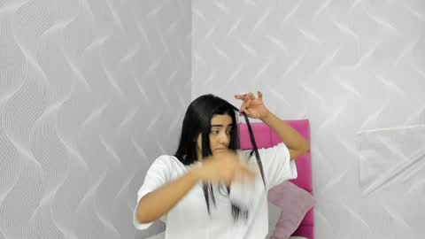 Snapshot of natalia_aguirre chatting on January 7, 12:31 pm Naty  online show from January 7, 12:31 pm