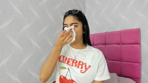 Snapshot of natalia_aguirre chatting on December 30, 12:20 pm Naty  online show from December 30, 12:20 pm