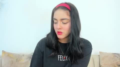 Snapshot of natalia_aguirre chatting on October 14, 12:41 pm Naty  online show from October 14, 12:41 pm