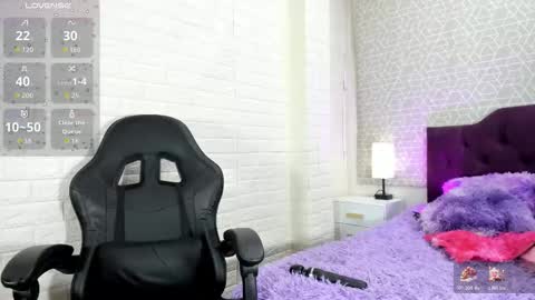 Natalia Kiss online show from November 5, 10:15 pm