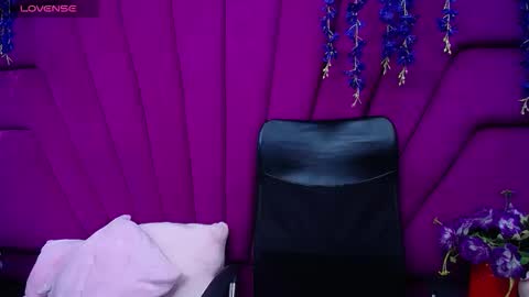 natalia pinkk online show from May 10, 6:15 am