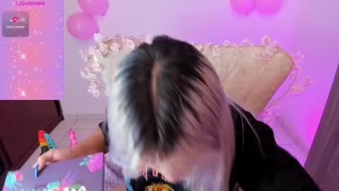 Snapshot of nataliahenao_69 chatting on September 15, 5:09 pm Nataliua Henao online show from September 15, 5:09 pm