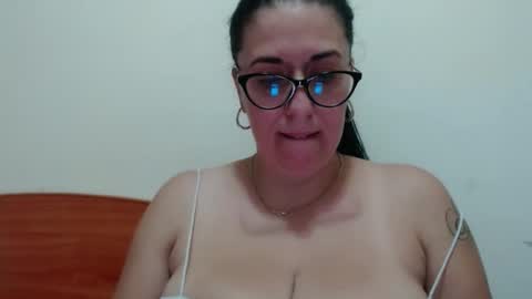 Snapshot of natally565656 chatting on September 20, 1:09 pm natally online show from September 20, 1:09 pm