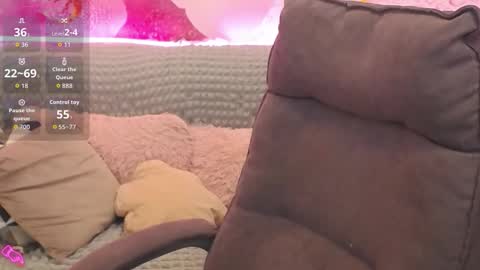 Snapshot of nataly_cute1 chatting on September 14, 6:39 pm Nataly online show from September 14, 6:39 pm