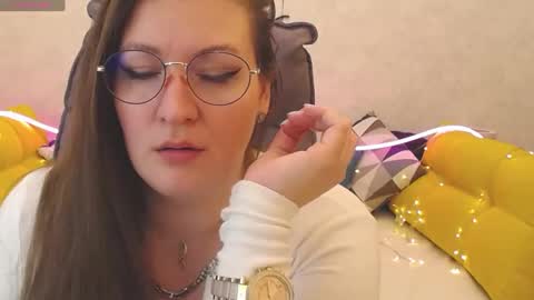 Snapshot of nataly_cute1 chatting on March 1, 6:13 am Nataly online show from March 1, 6:13 am