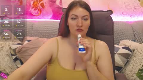 Snapshot of nataly_cute1 chatting on September 13, 6:38 pm Nataly online show from September 13, 6:38 pm