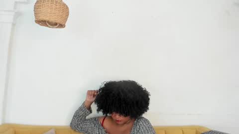 Naty online show from March 9, 4:44 pm