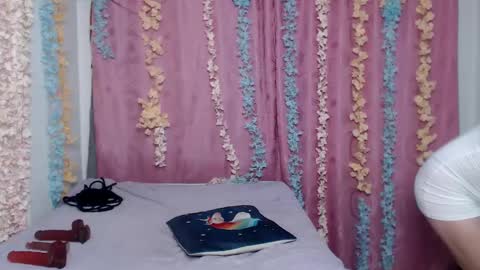 natascha_2023 online show from September 27, 1:24 am