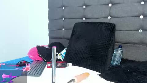 natasha_cute01 online show from July 7, 1:03 pm