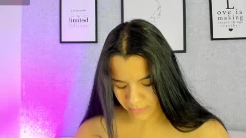 Snapshot of natasha_harpper chatting on September 28, 12:10 pm Natasha online show from September 28, 12:10 pm