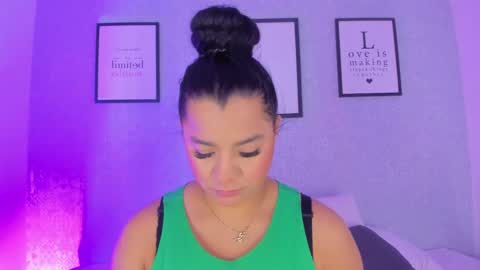 Snapshot of natasha_harpper chatting on February 23, 1:02 pm Natasha online show from February 23, 1:02 pm