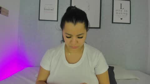 Snapshot of natasha_harpper chatting on January 28, 11:17 am Natasha online show from January 28, 11:17 am