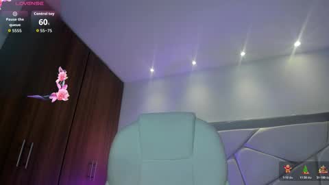 natasha kiim online show from March 12, 4:04 am