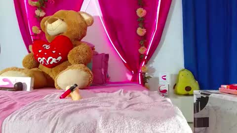 NatashaKissess   online show from October 30, 4:08 pm