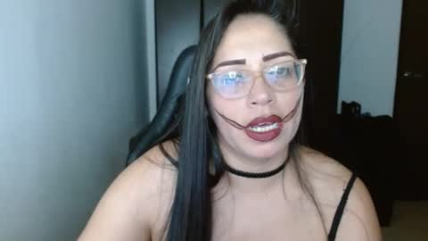 Natasha Smithe  online show from February 6, 2:11 am