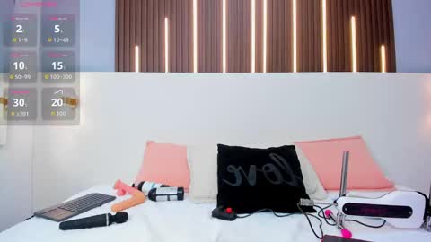 Snapshot of nathaly__rosse chatting on October 8, 4:06 am ... Nathaly ... online show from October 8, 4:06 am