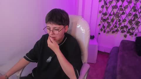 nathalyy_ds online show from February 27, 9:14 pm