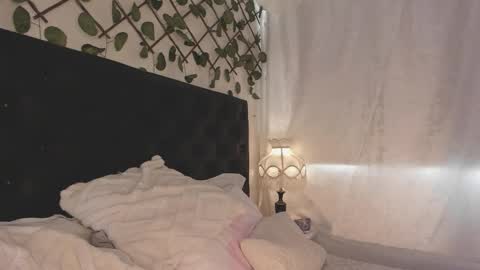 Nathy online show from January 17, 6:26 pm