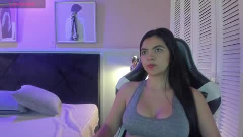 Snapshot of nathyy_garcia chatting on January 21, 3:37 am Nathyy online show from January 21, 3:37 am