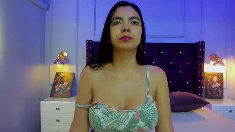 Snapshot of nathyy_garcia chatting on February 18, 3:42 am Nathyy online show from February 18, 3:42 am