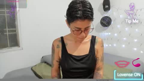 natt_op online show from February 10, 12:57 am