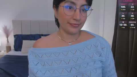 Nathalie online show from February 3, 7:07 pm