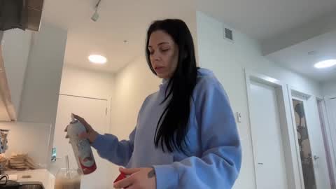 NATTY FIERROS online show from September 25, 6:28 pm