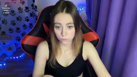 natural_babe666 online show from February 12, 9:20 am