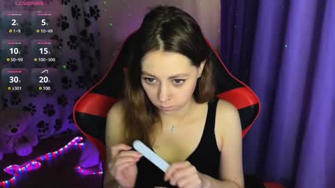 natural_babe666 online show from December 15, 9:56 am