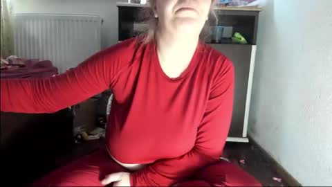 naturaltessa online show from March 11, 1:45 pm