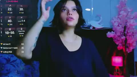 Gwen  online show from July 3, 7:42 pm