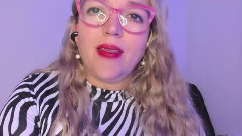 Nataly online show from November 6, 6:03 pm