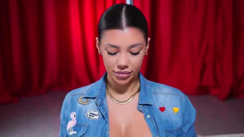 Naty online show from January 30, 7:26 pm