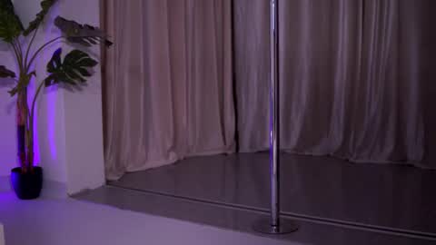 Naty online show from March 2, 7:53 pm