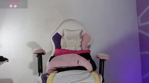 Snapshot of naughty69hottie chatting on September 16, 8:06 pm Leina modelo independiente online show from September 16, 8:06 pm
