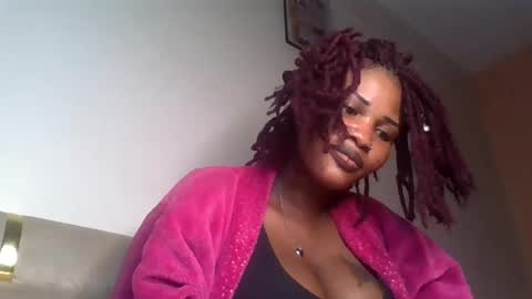 naughty8779 online show from August 7, 11:01 pm
