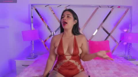 Snapshot of naughty__sara chatting on September 12, 11:39 am SARA online show from September 12, 11:39 am