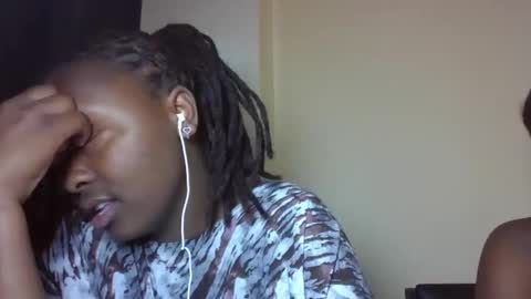 Snapshot of naughty_jazmine chatting on October 2, 4:12 pm naughty_jazmine online show from October 2, 4:12 pm